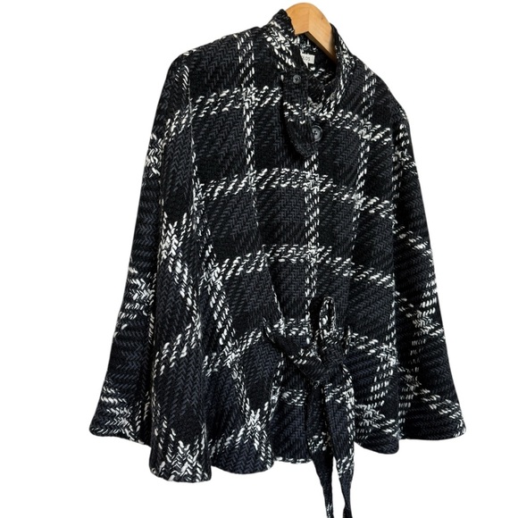 NWT Harold’s Women’s XL Black Plaid Wool Blend Jacket Belted Waist Casual $225 - Picture 4 of 7